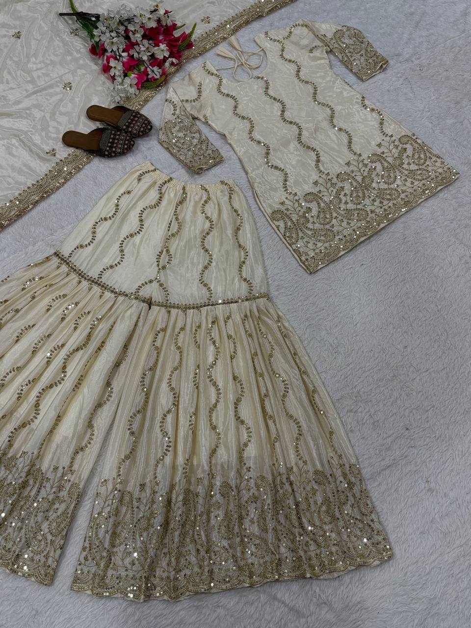 Luxe Ivory Gilded Kurta Ensemble